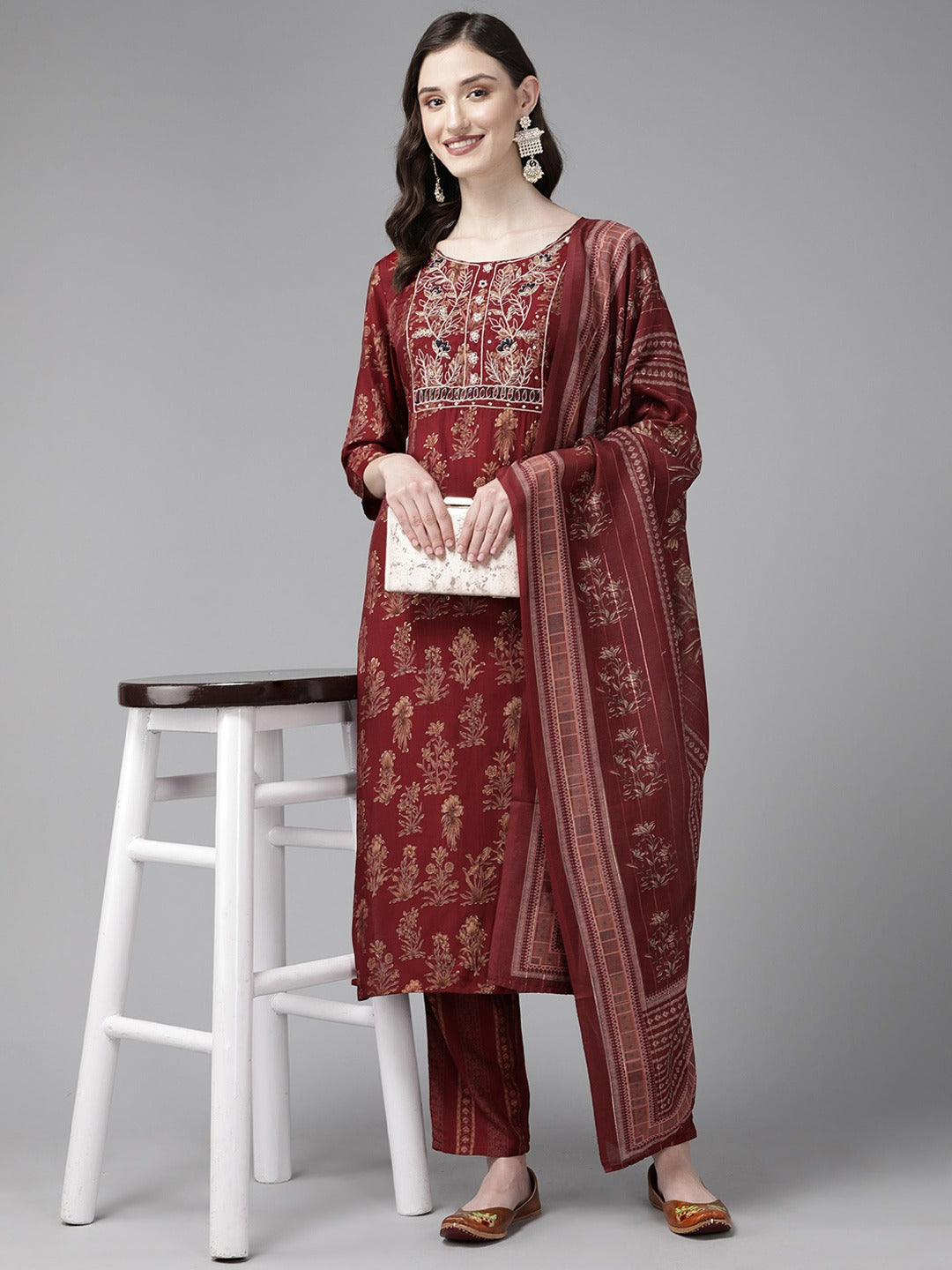 Color_Maroon