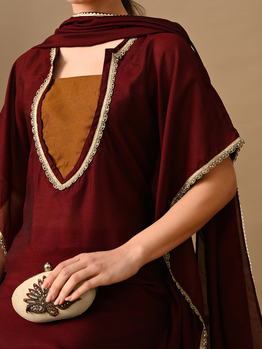 Color_Maroon