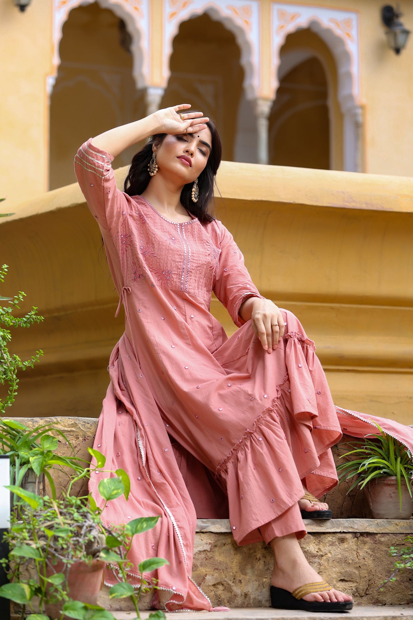 Women's Pink Tired Dupatta Set