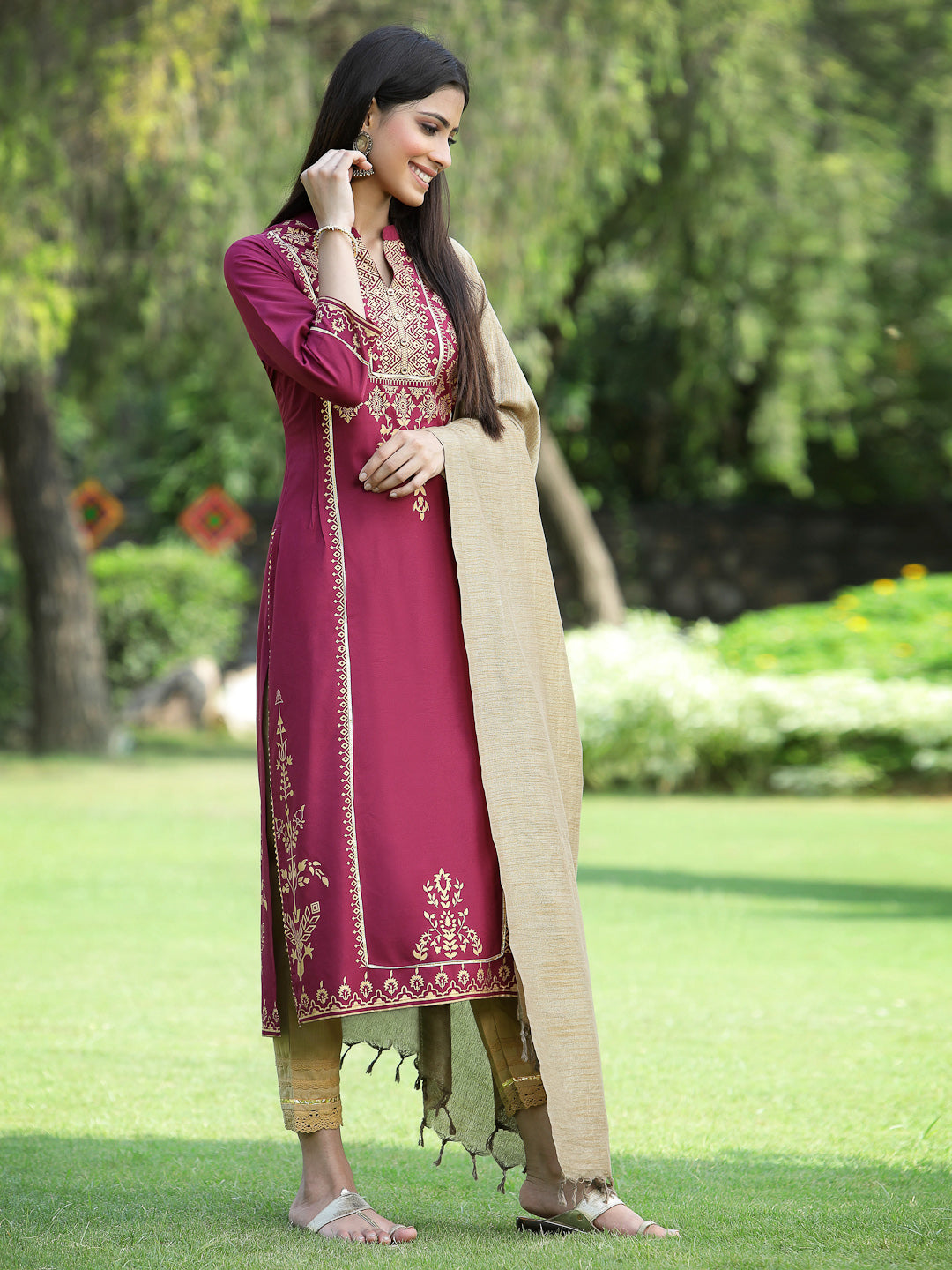Color_Maroon