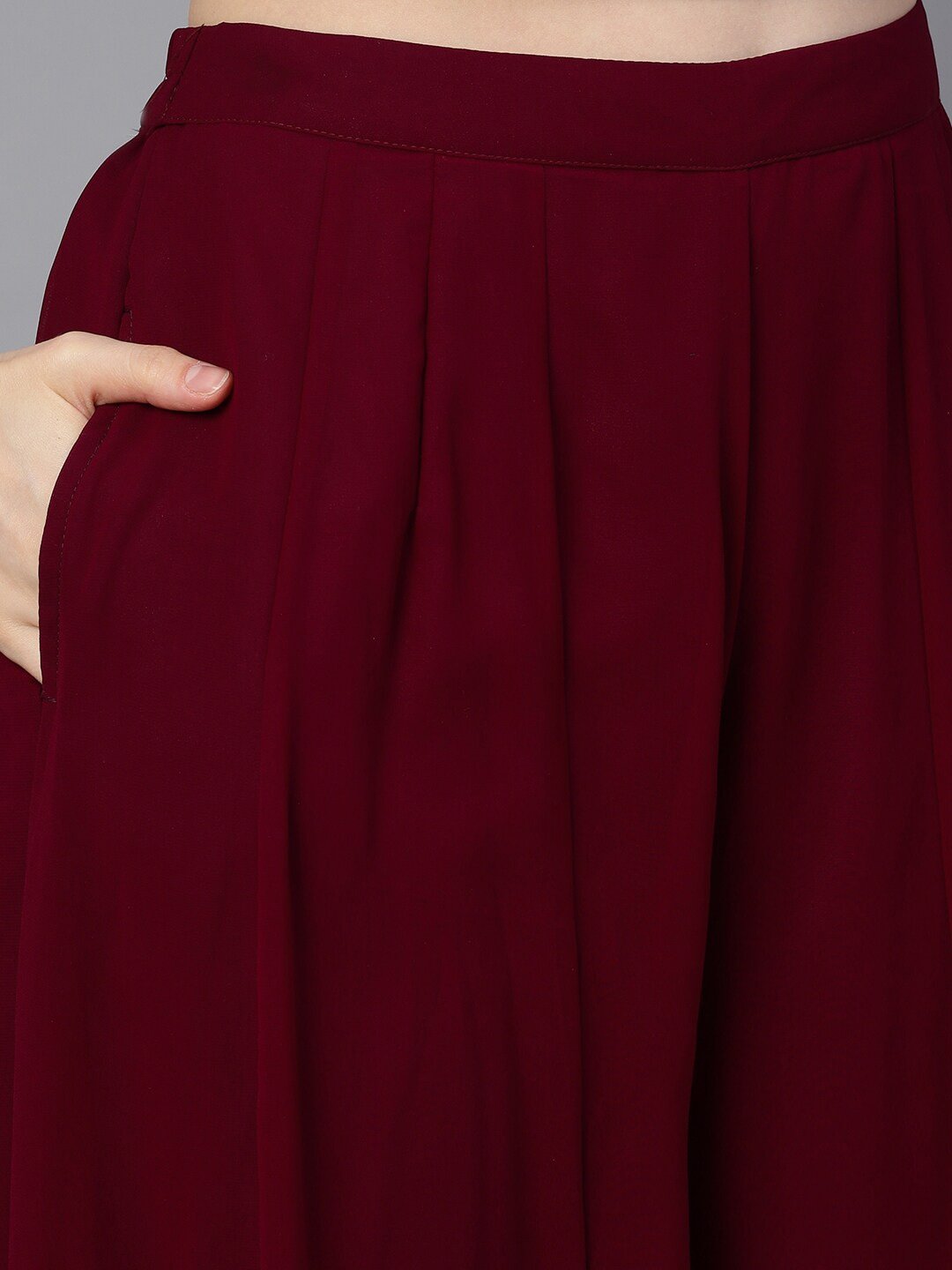 Women's Maroon & Gold Self Design Kurta with Palazzos