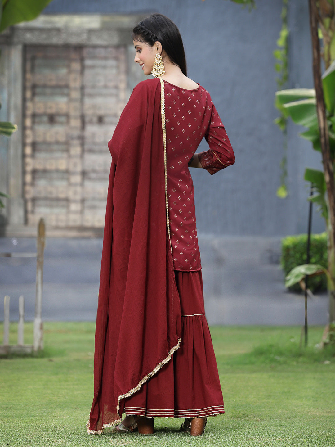 Color_Maroon