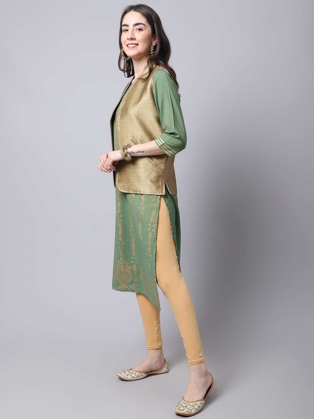 Color_Beige