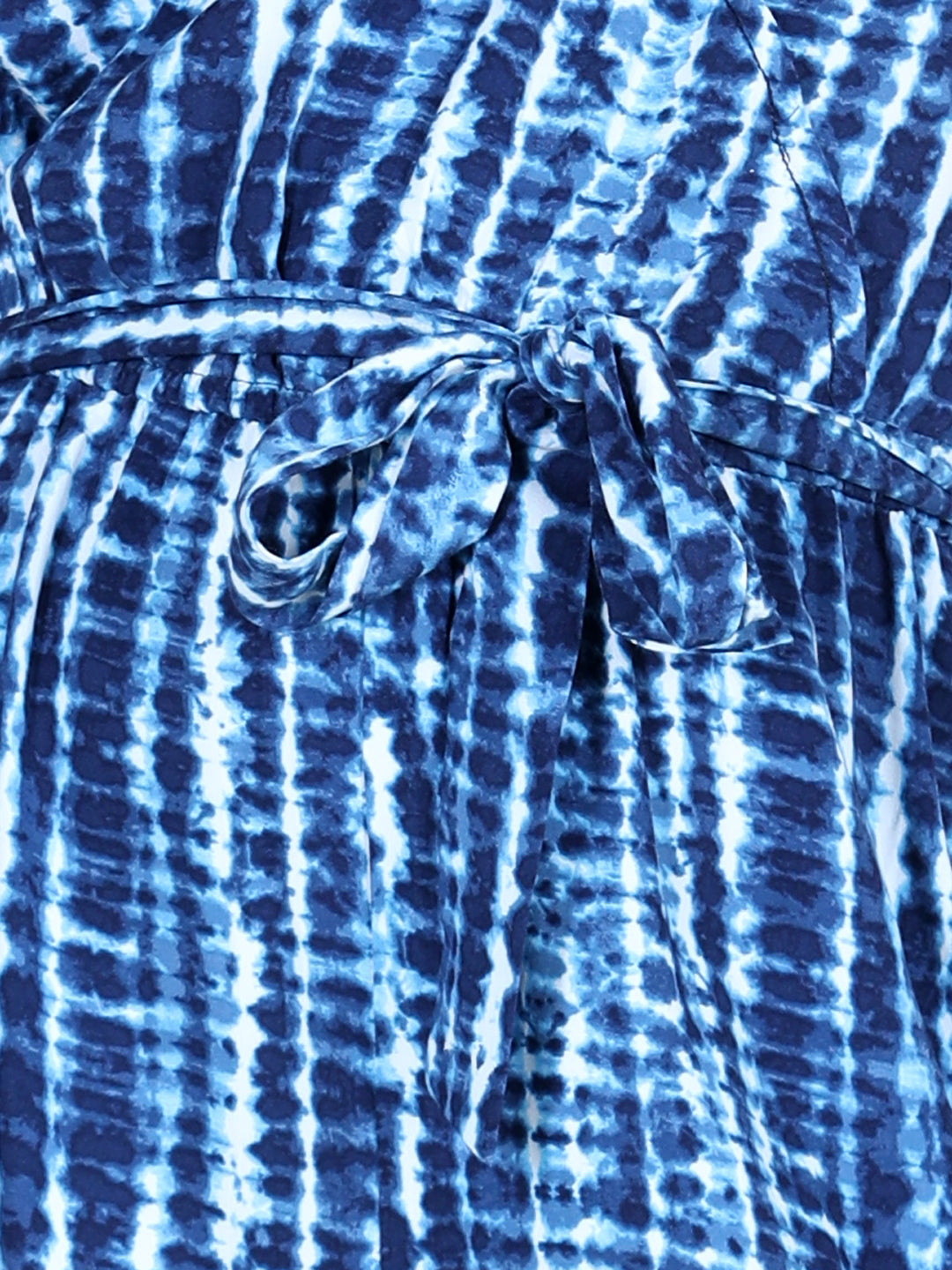 Color_Blue & White
