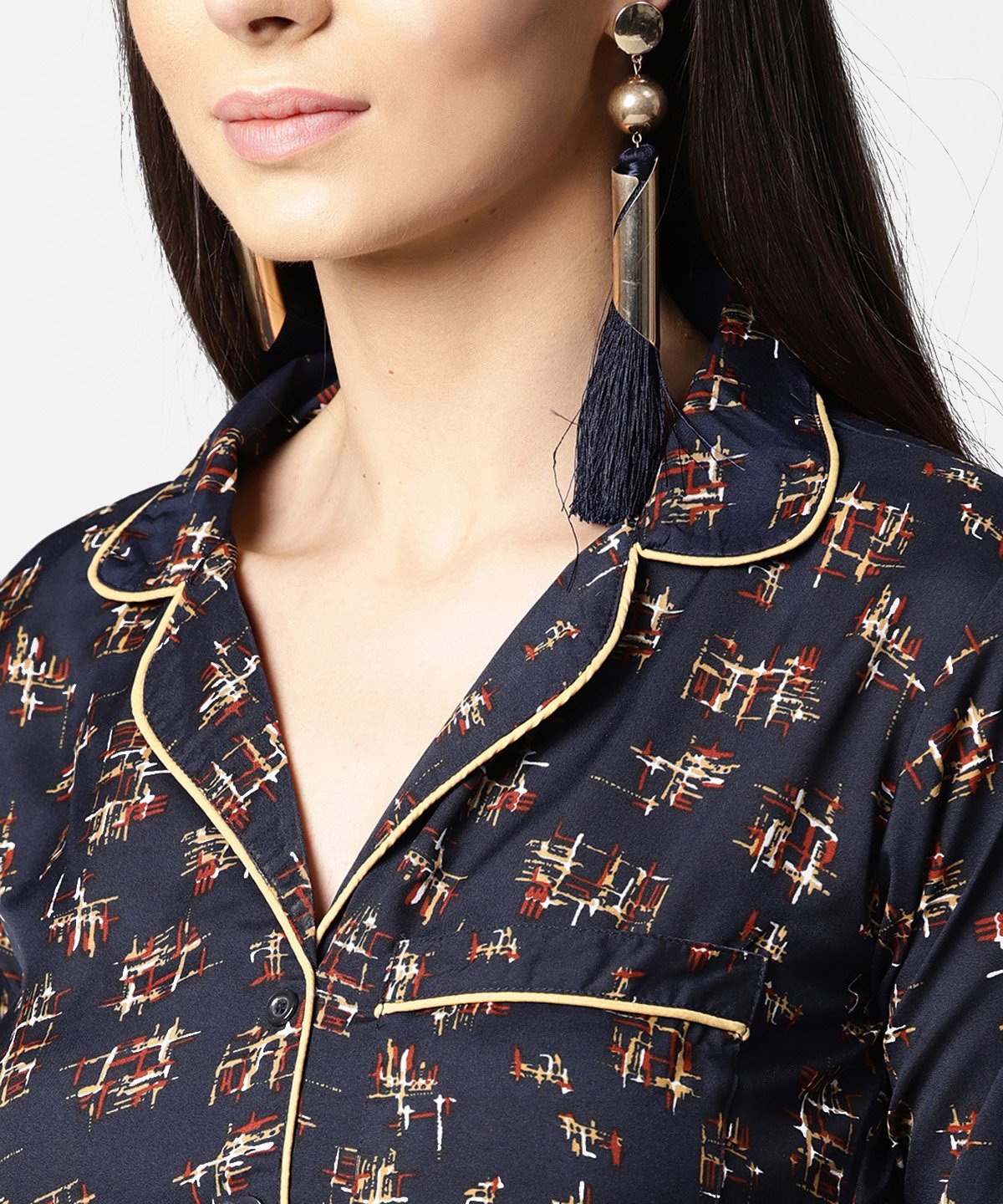 Women's Navy Blue Front Placket Printed Top With Notched Collar & Full Sleeve