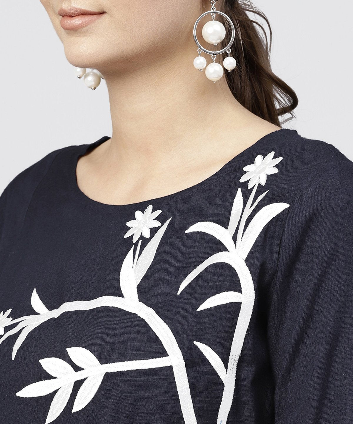 Women's Rayon Navy Blue Cowl Draped Kurta With 3/4 Sleeves