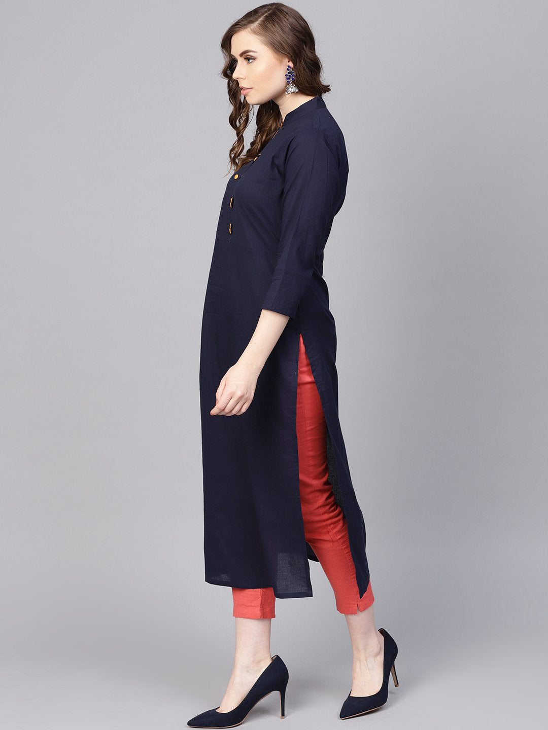 Women's Navy Blue Kurta With Contrasting Detailed Placket With Madarin Collar