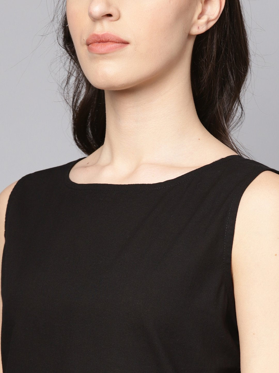 Women's Solid Black Sleeveless Kurta Set With Printed Pants