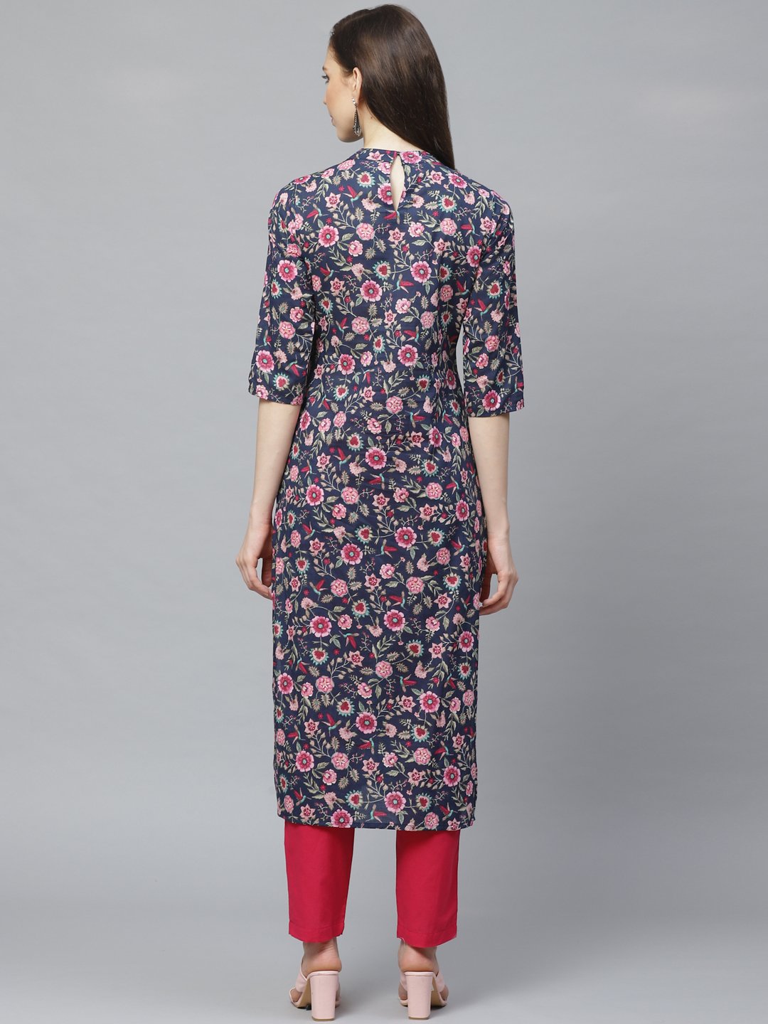 Women's Navy Blue Three-Quarter Sleeves Flared Kurta With Trouser