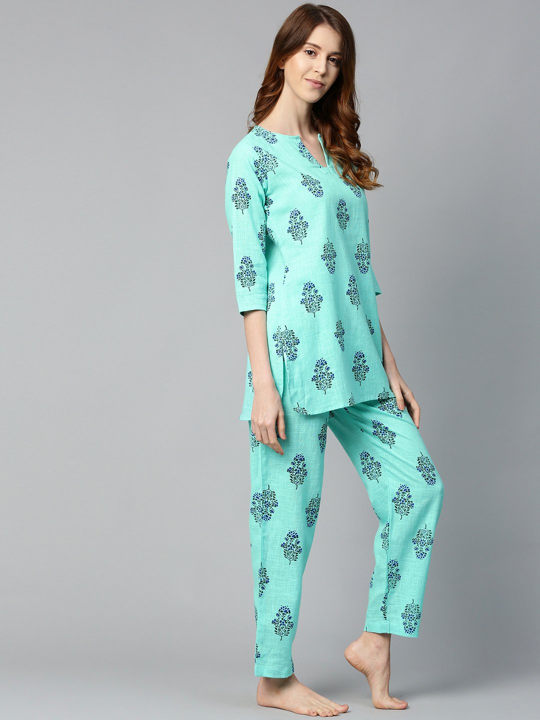 Women's Turq Green And Multi Floral Prnt Top And Pant Set