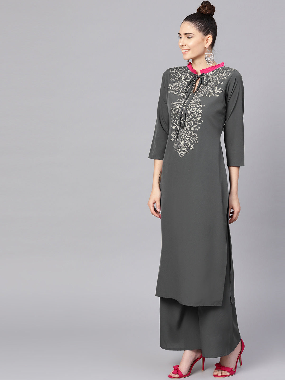 Women's S Grey Straight Kurta Sets