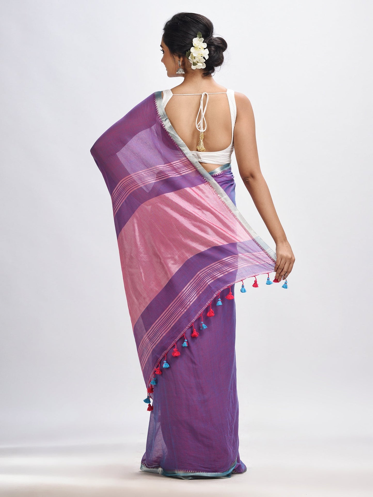 Women's Dark violet Cotton with zari pallu and zari border handloom Saree