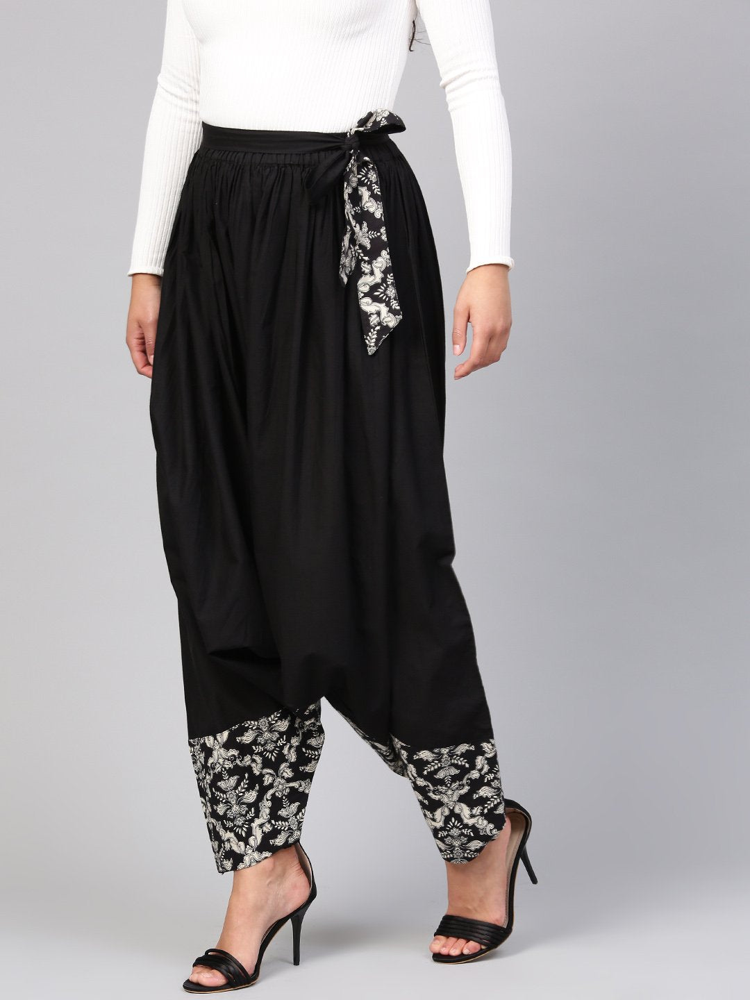Women's Solid Black Detailed With Print Harem