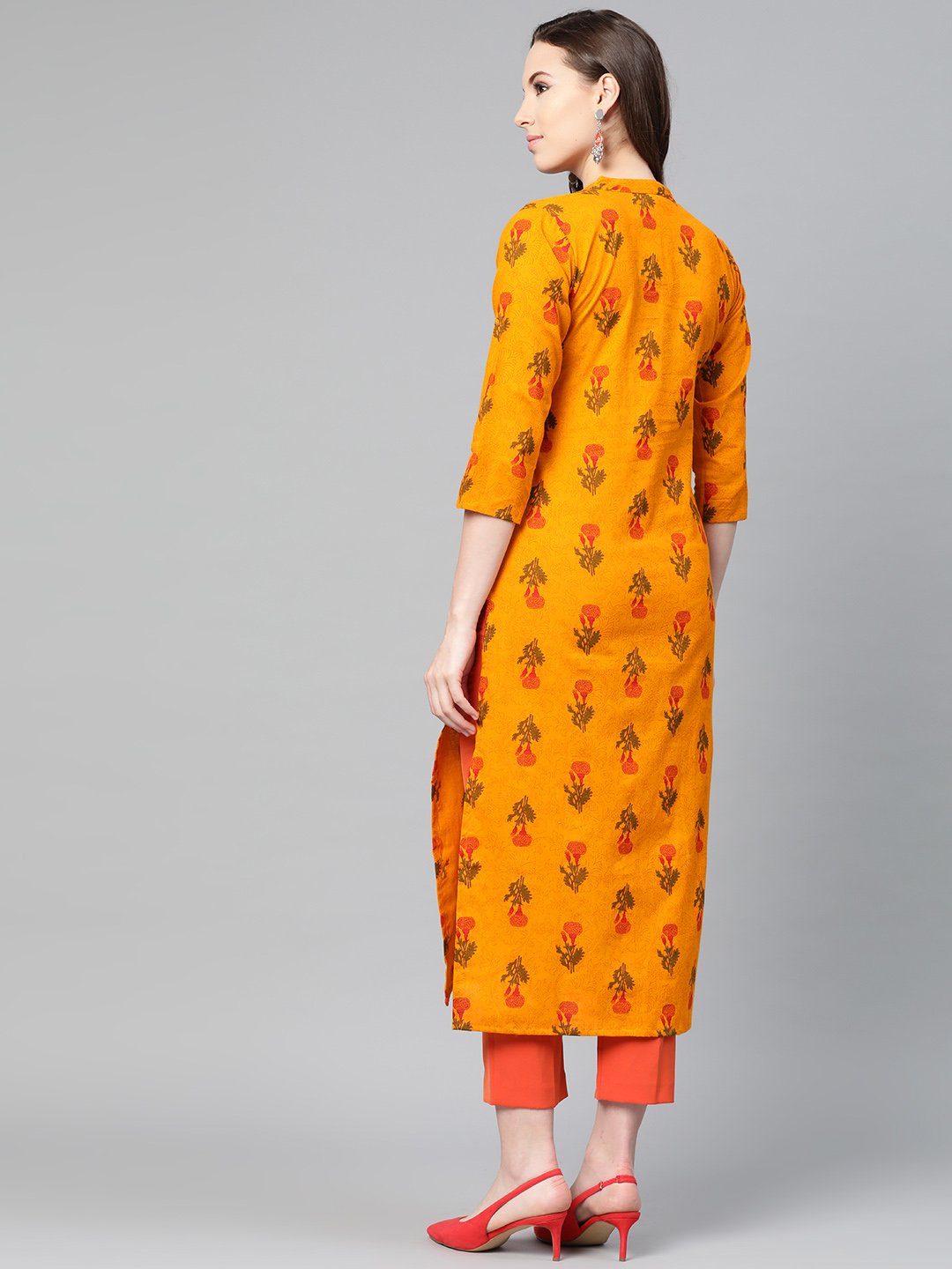 Women's Mustard Printed Straight Kurta With Mandarin Collar & 3/4 Sleeves