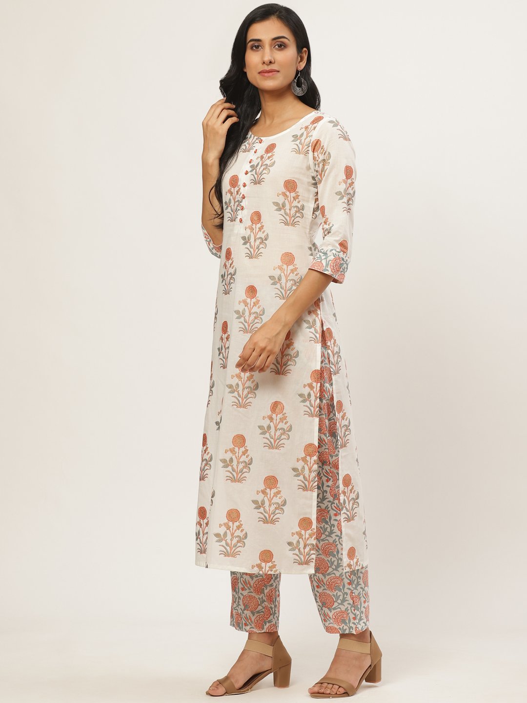 Women's Cream Three-Quarter Sleeves Straight Kurta With Palazzo