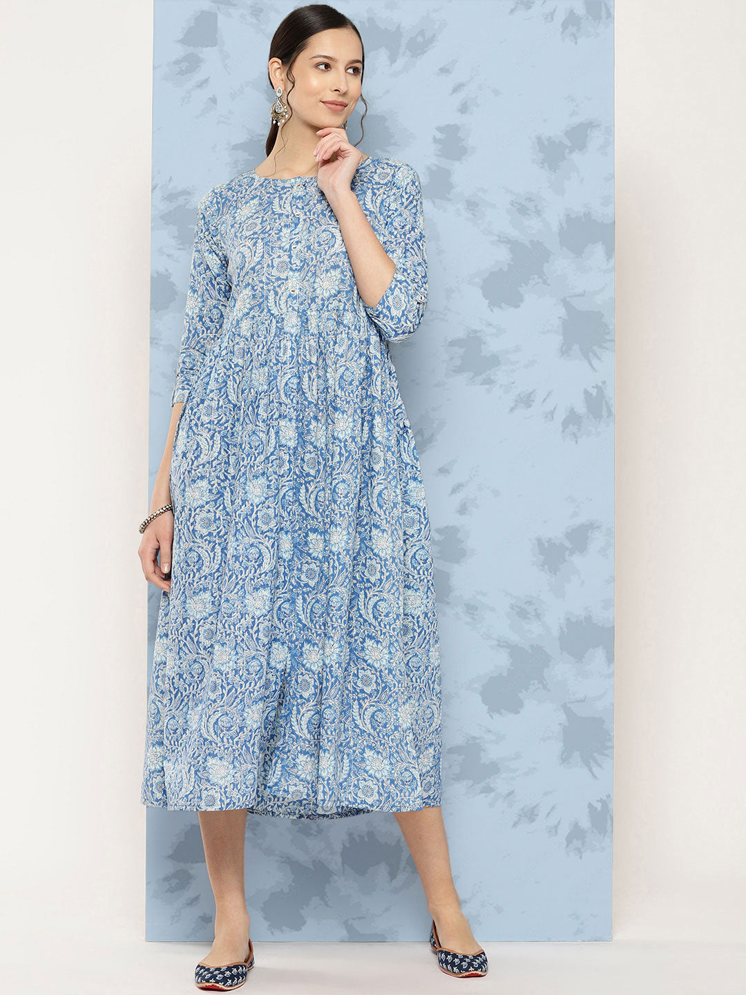 Women's Wome Blue Printed Flared Dress With Three quarter Sleeves