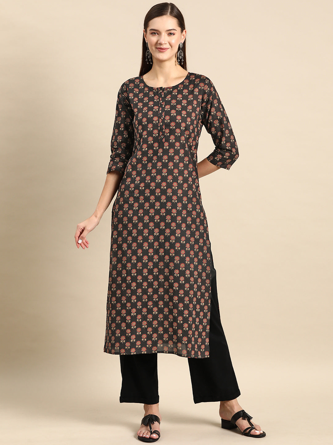 Women's Black Printed straight Kurta With three qurter sleeves