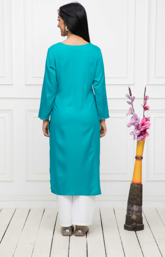 Women's Blue Solid Rayon Straight Round Neck Kurtas