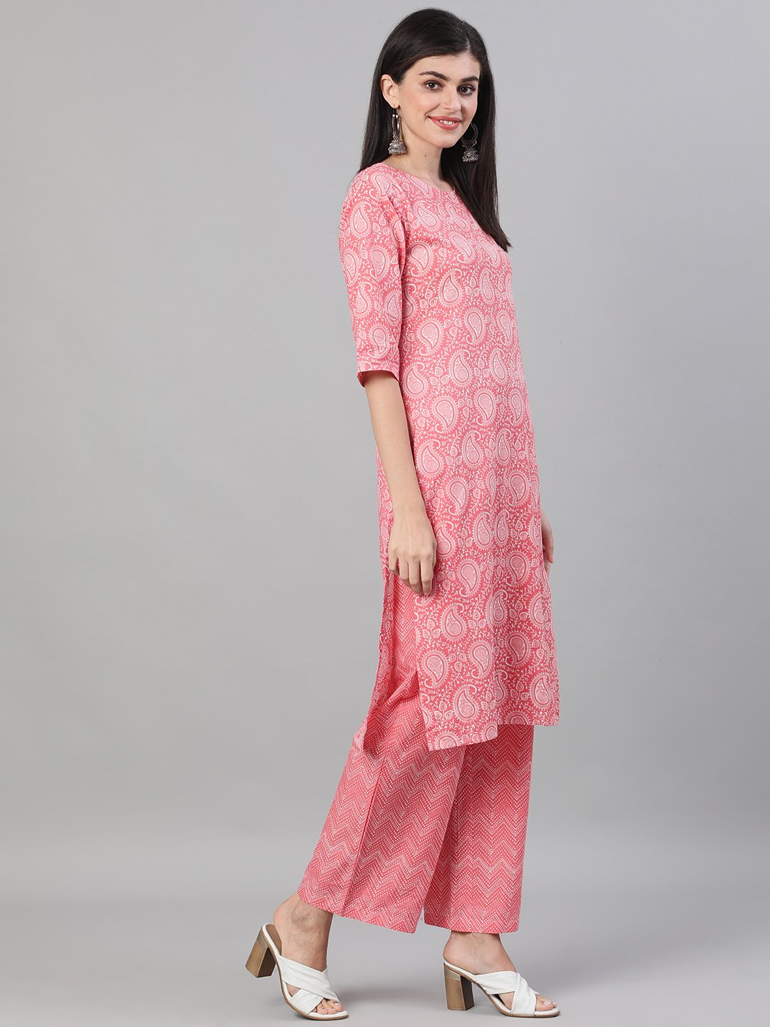 Women's Pink Three-Quarter Sleeves Ethnic Motif Printed Straight Kurta-Palazzo With Pockets And Dupatta
