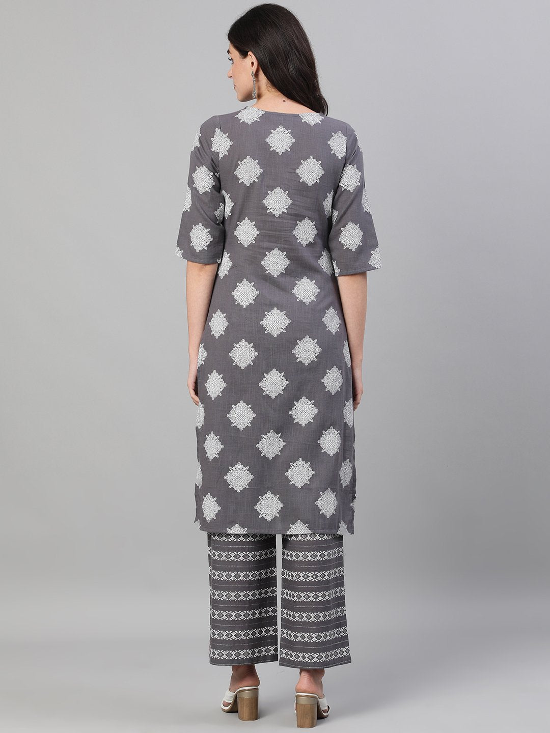 Women's Steel Grey Three-Quarter Sleeves Printed Kurta-Palazzo With Pockets And Face Mask