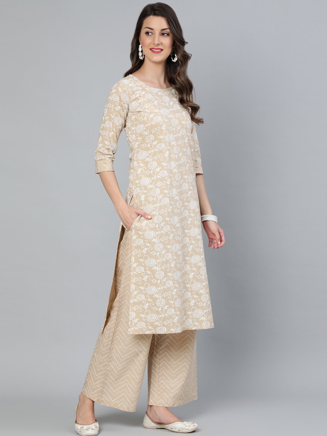 Women's Beige Floral Printed Straight Kurta With Plazo & Dupatta