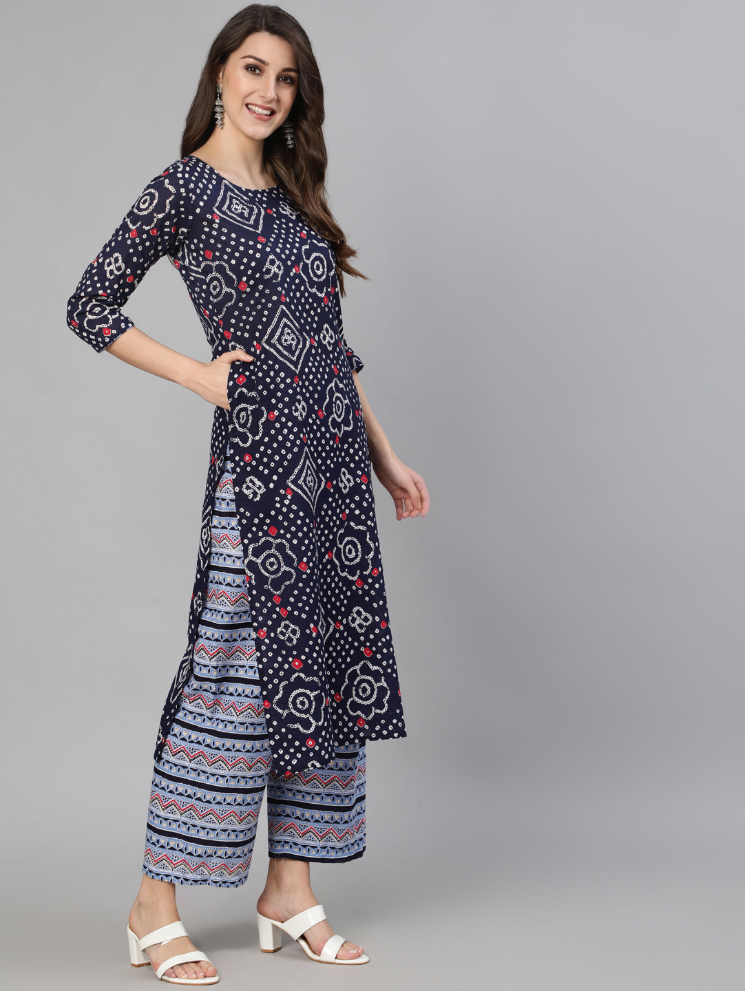Women's Blue Bandhani Printed Straight Kurta With Palazzo Dupatta