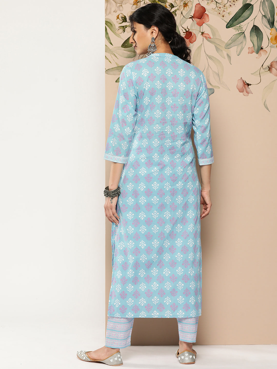 Women's Sky Blue Printed Straight Kurta With Trouser