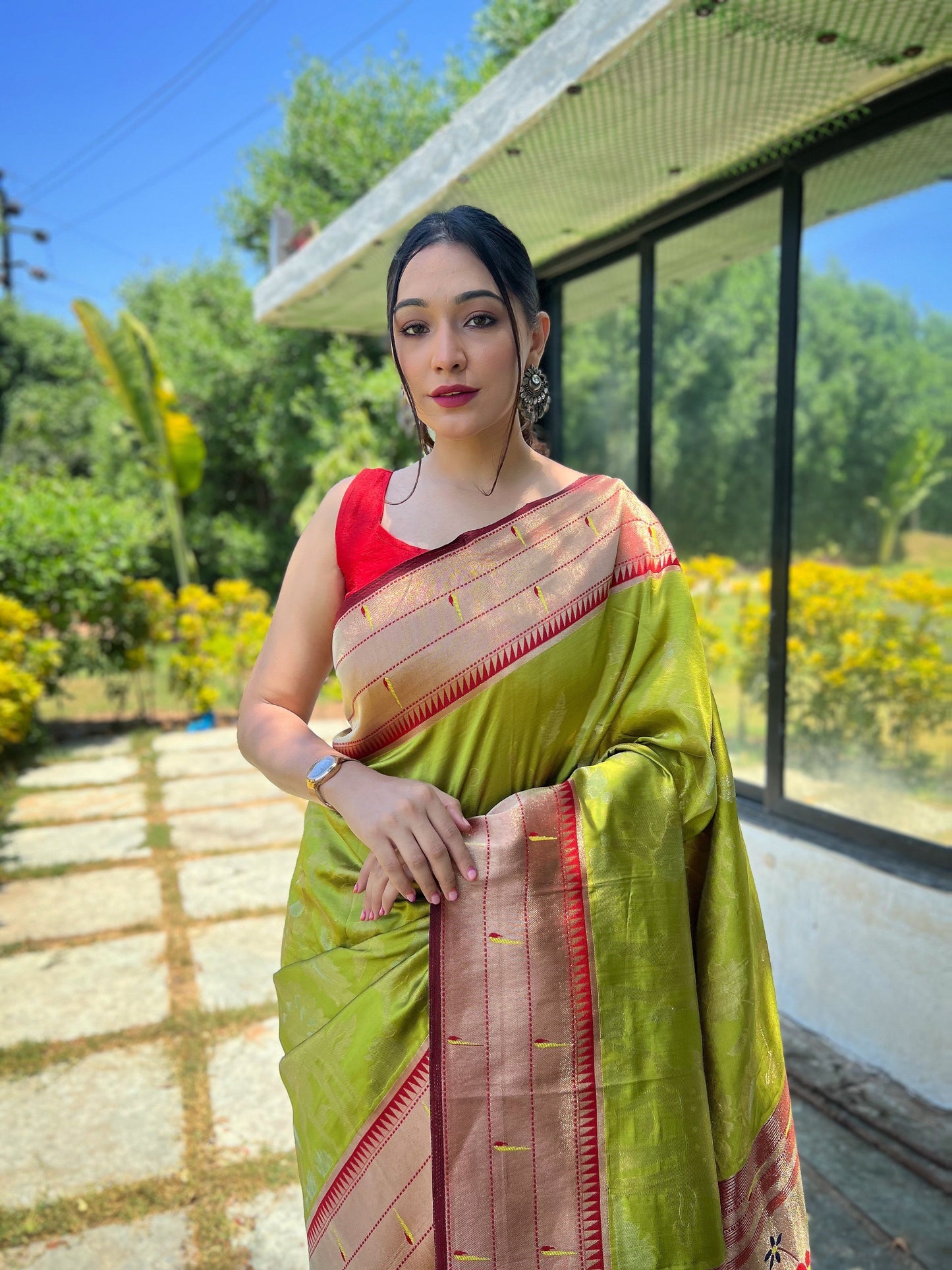 Women's Chatruese Green Gauri Paithani Silk Pichwai Woven Saree