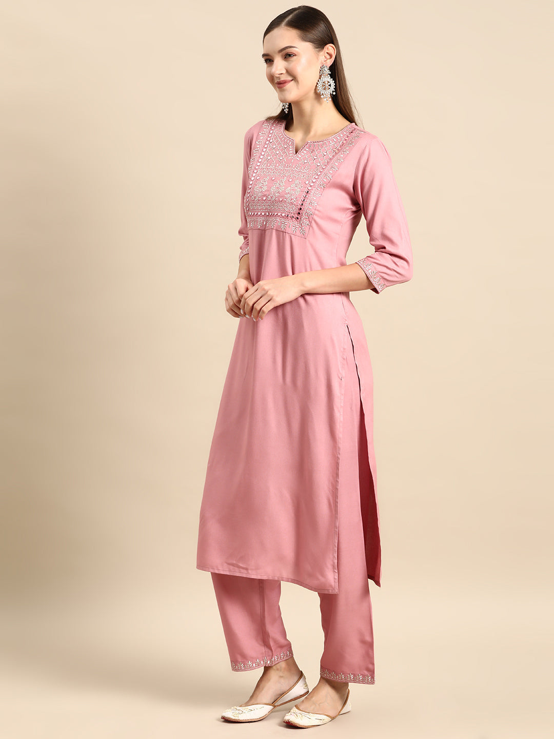 Women's Mauve Embroidered Straight Kurta With Palazzo And Net Dupatta