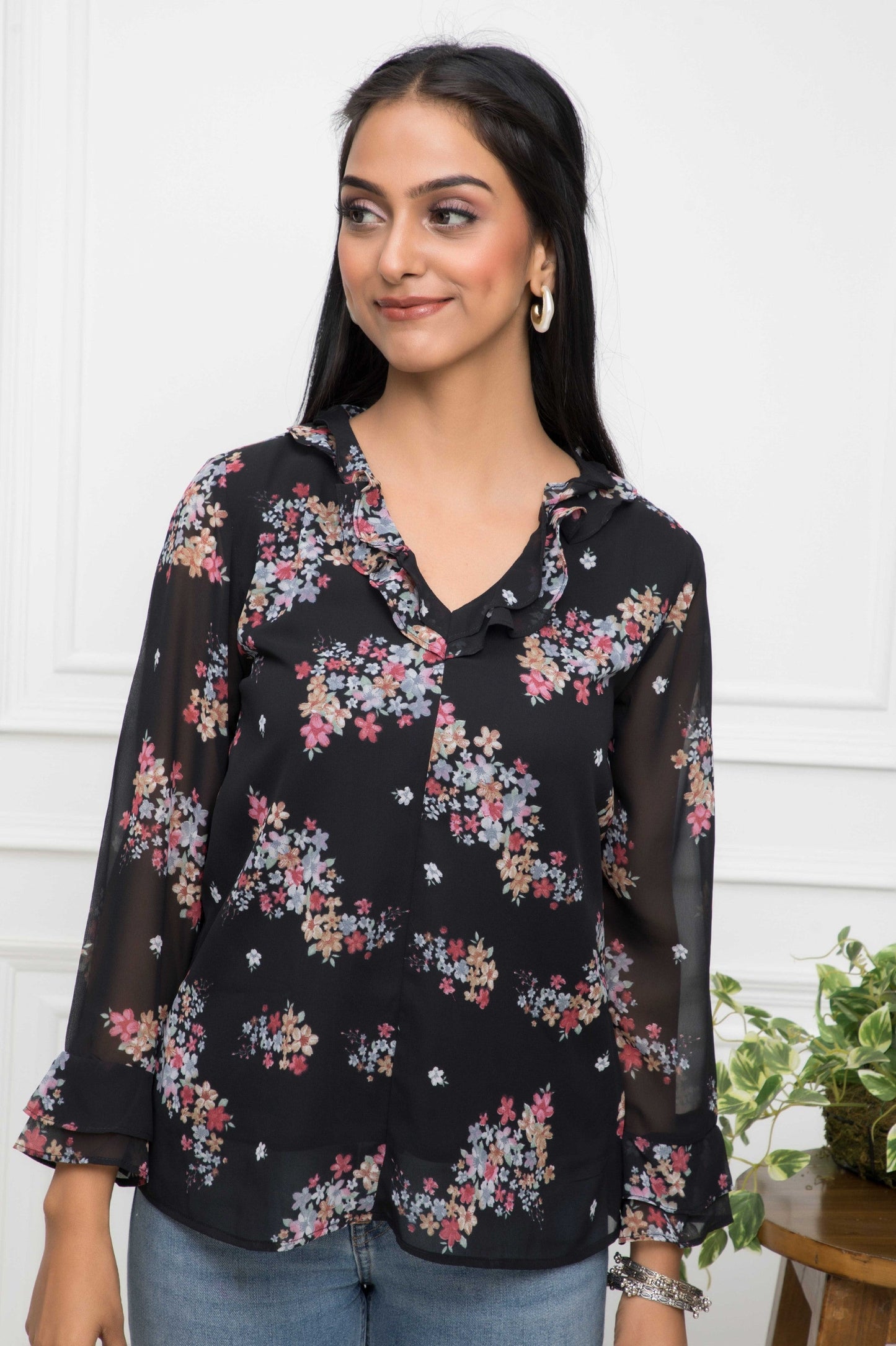 Women's Black Floral V-Neck Regular Sleeves Synthetic Georgette Top