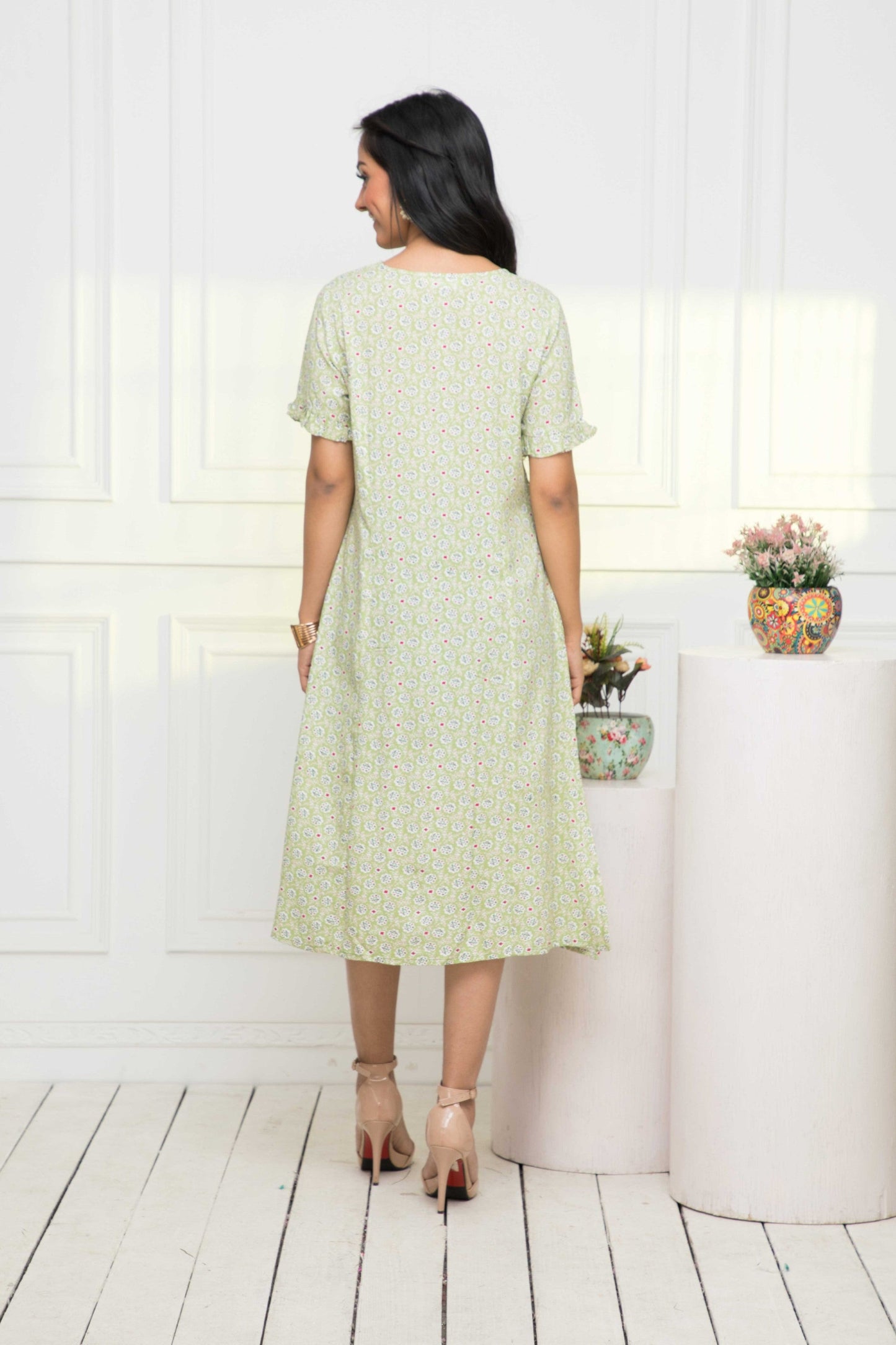 Women's Green Ethnic Motifs Rayon A-Line V-Neck Dress