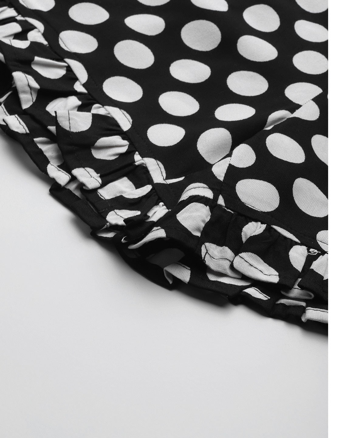 Women's Black and white polka dot Printed Night suit