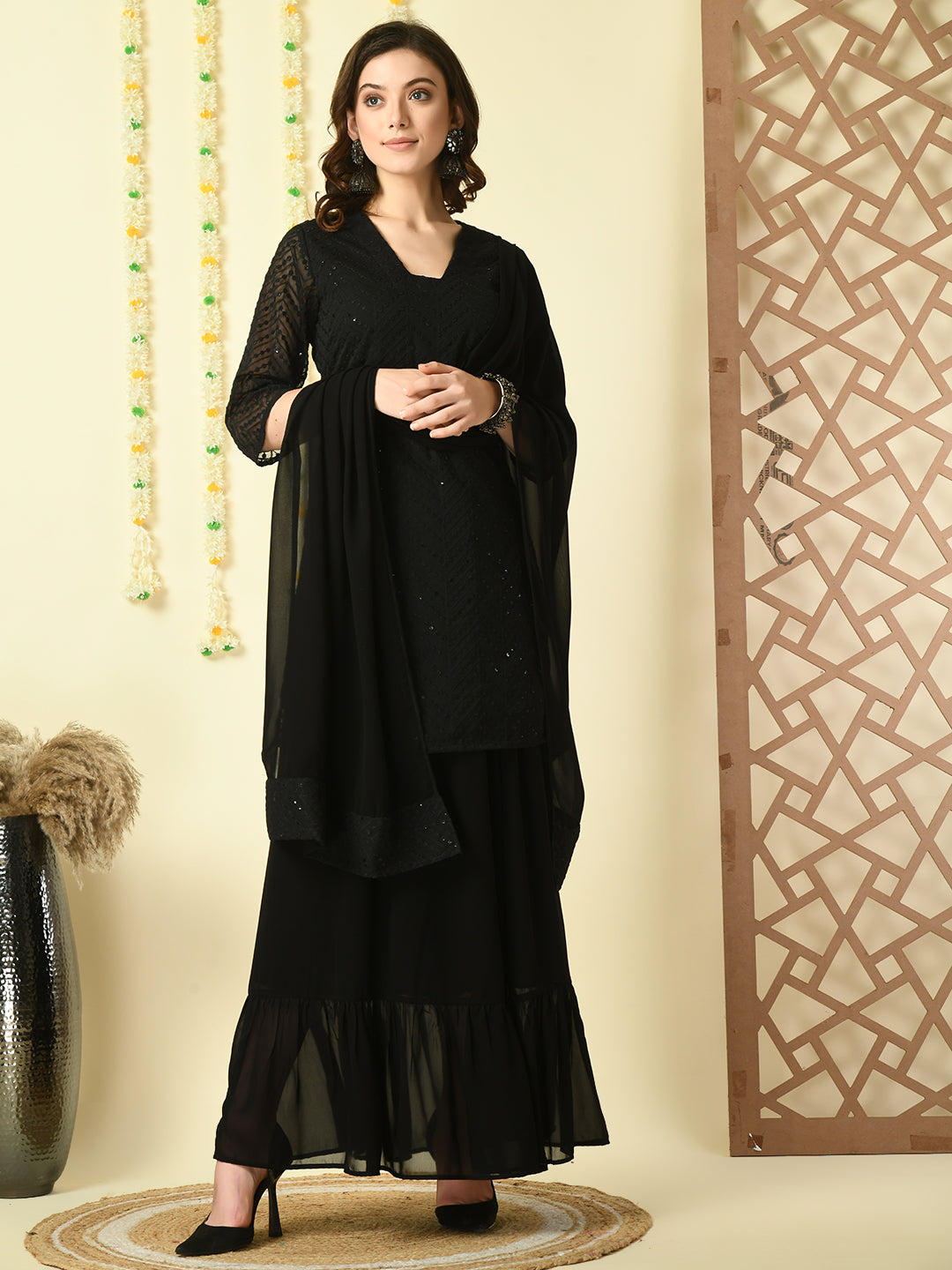 Color_Black