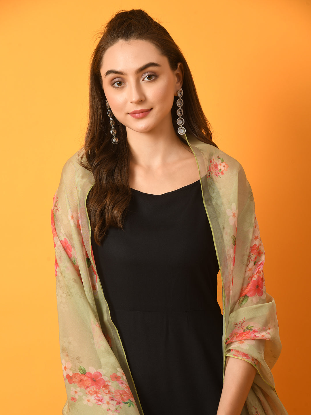 Women's Black Solid Anarkali Party Kurta Sets With Printed Dupatta