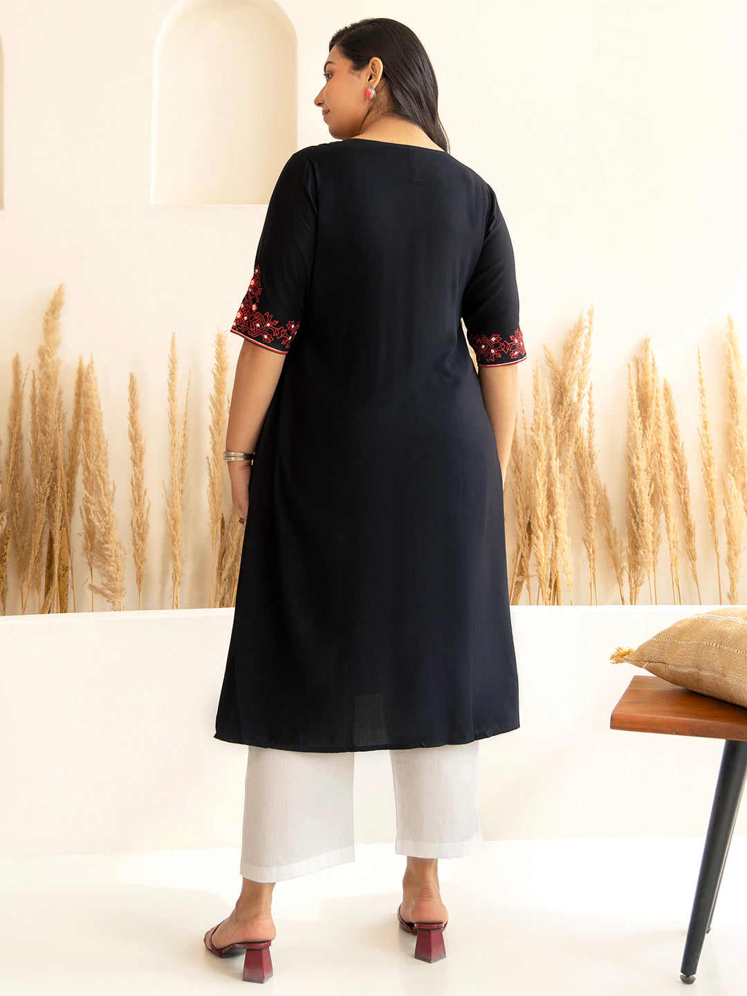 Color_Black