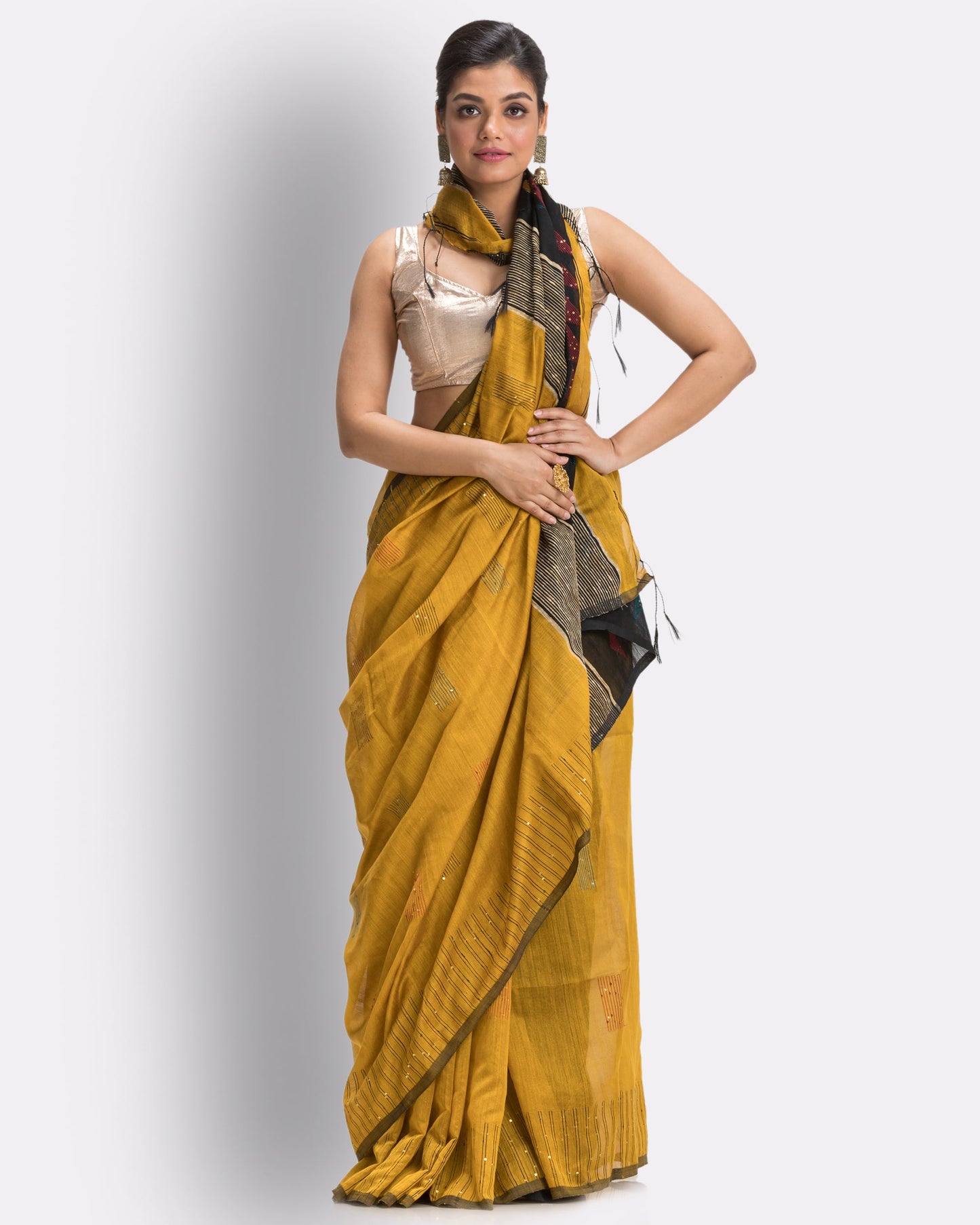 Women's Yellow Cotton Blend Handloom Saree