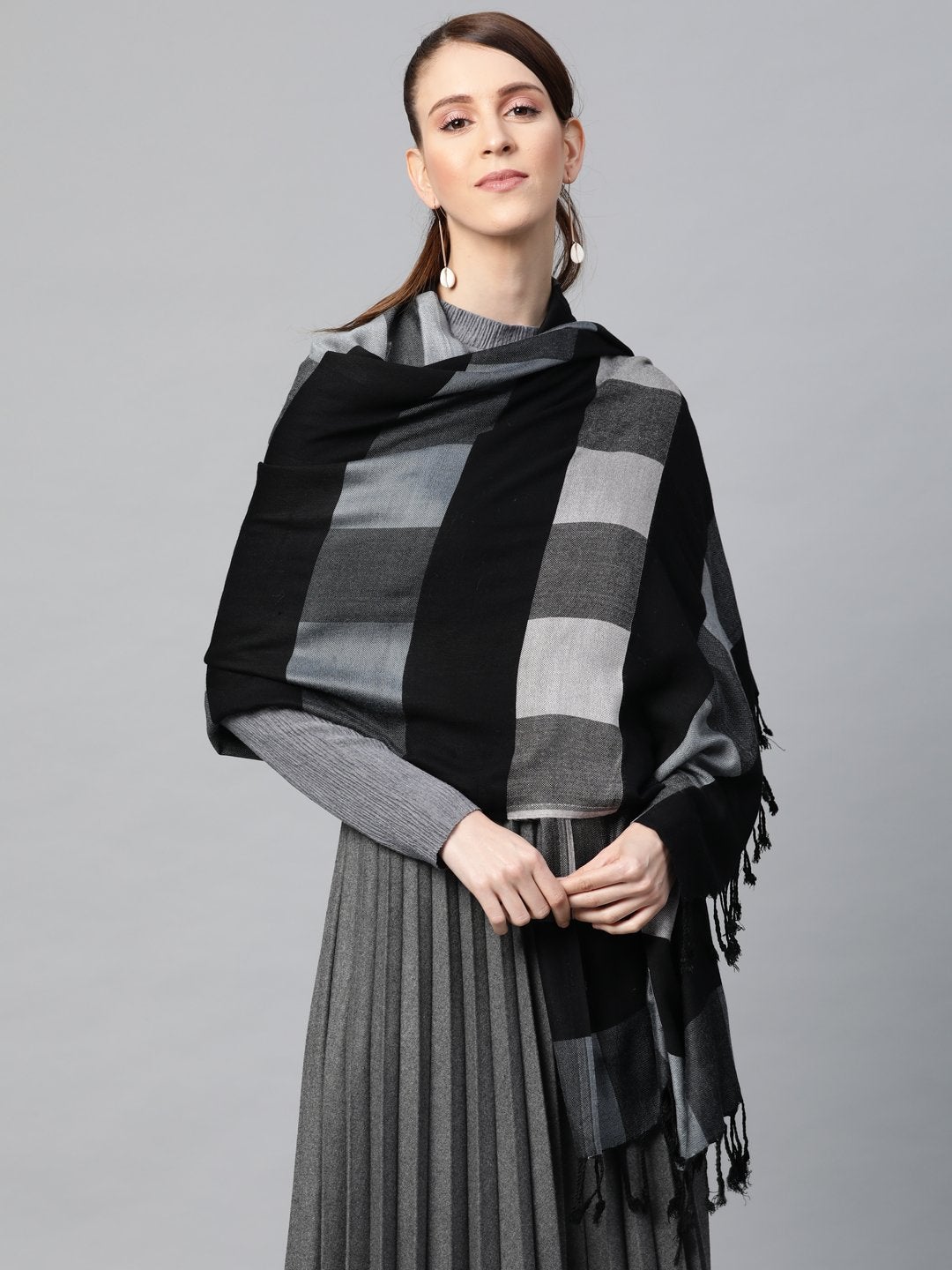 Women's Grey Viscose Checks Stole
