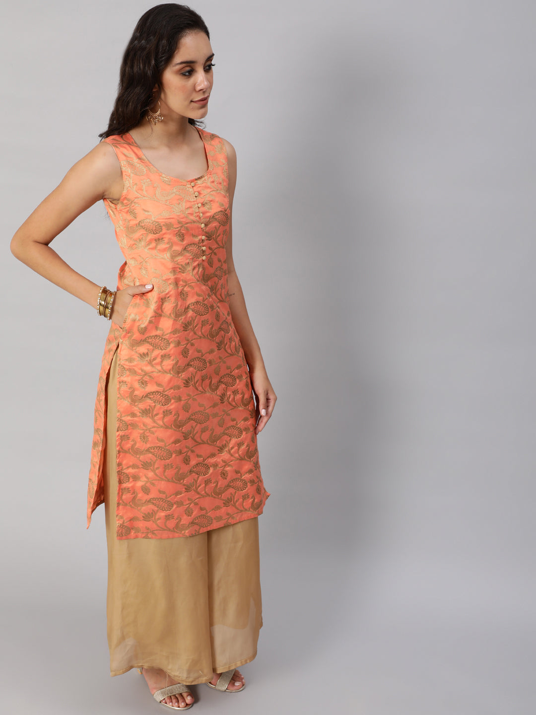 Women's Peach Jacquard Sleeveless Kurta
