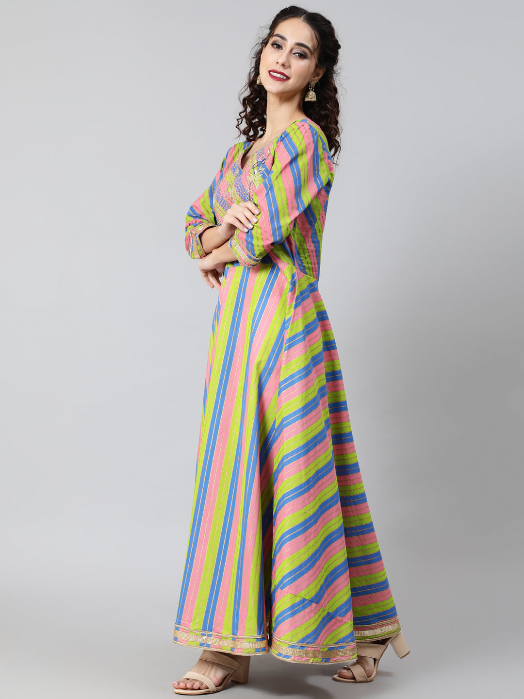 Women's Pink & Green Leheriya Print Maxi Dress With Dupatta