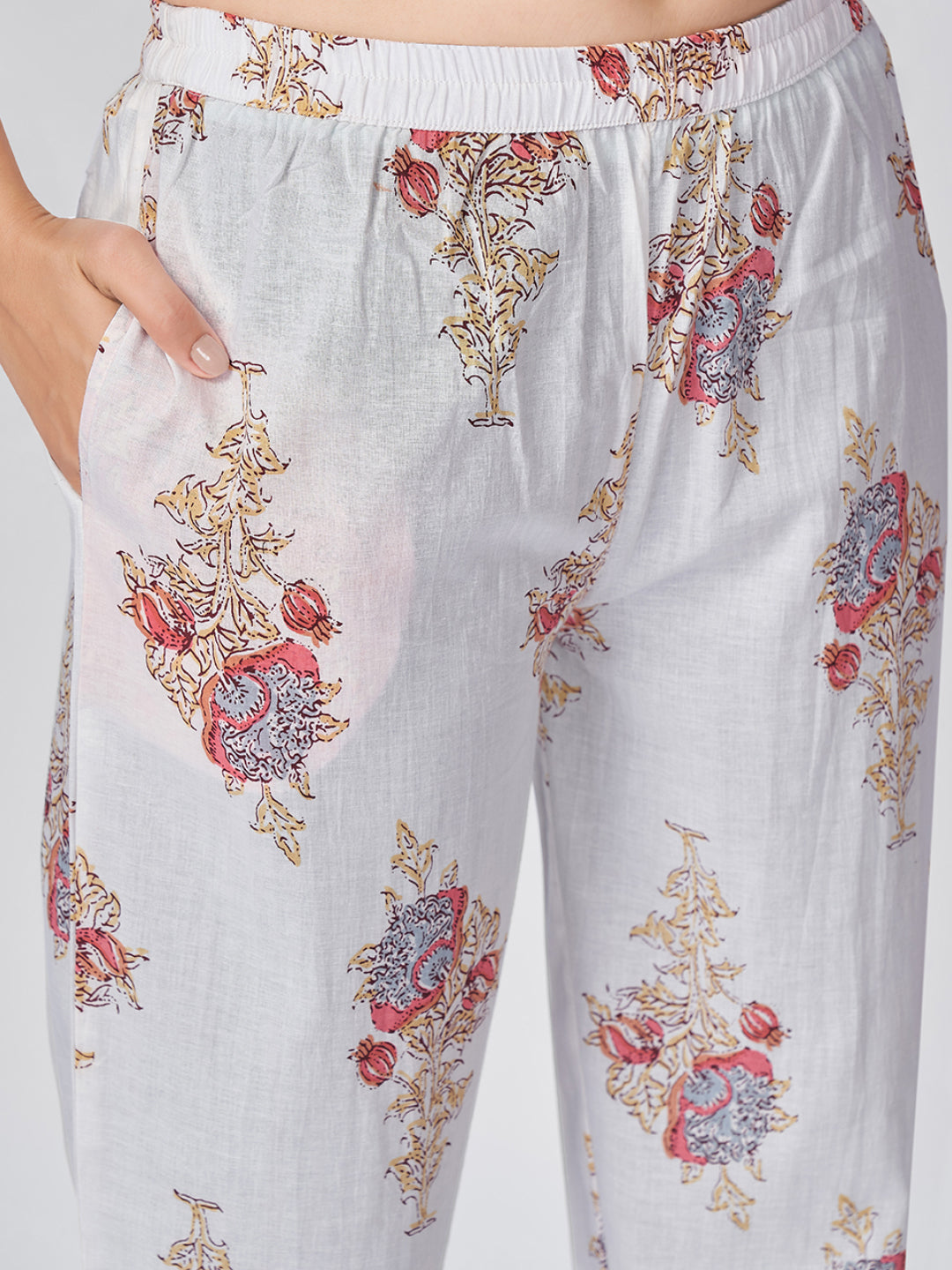 Women's Pink Cotton Kurta & Pant With Dupatta By Vbuyz- (3