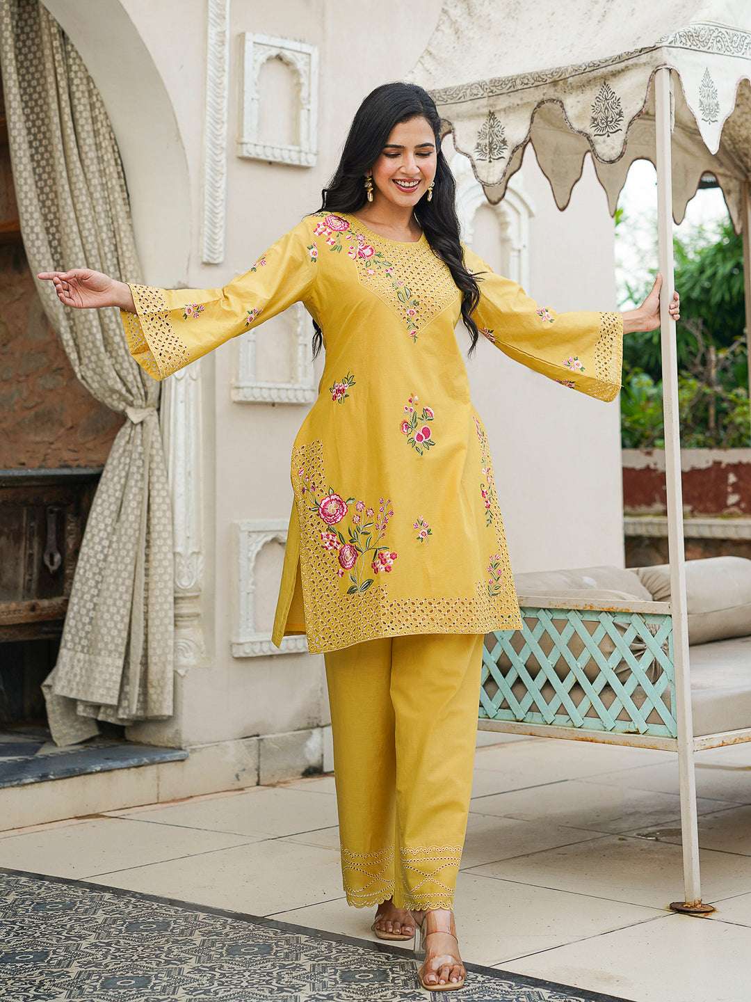 Color_Yellow