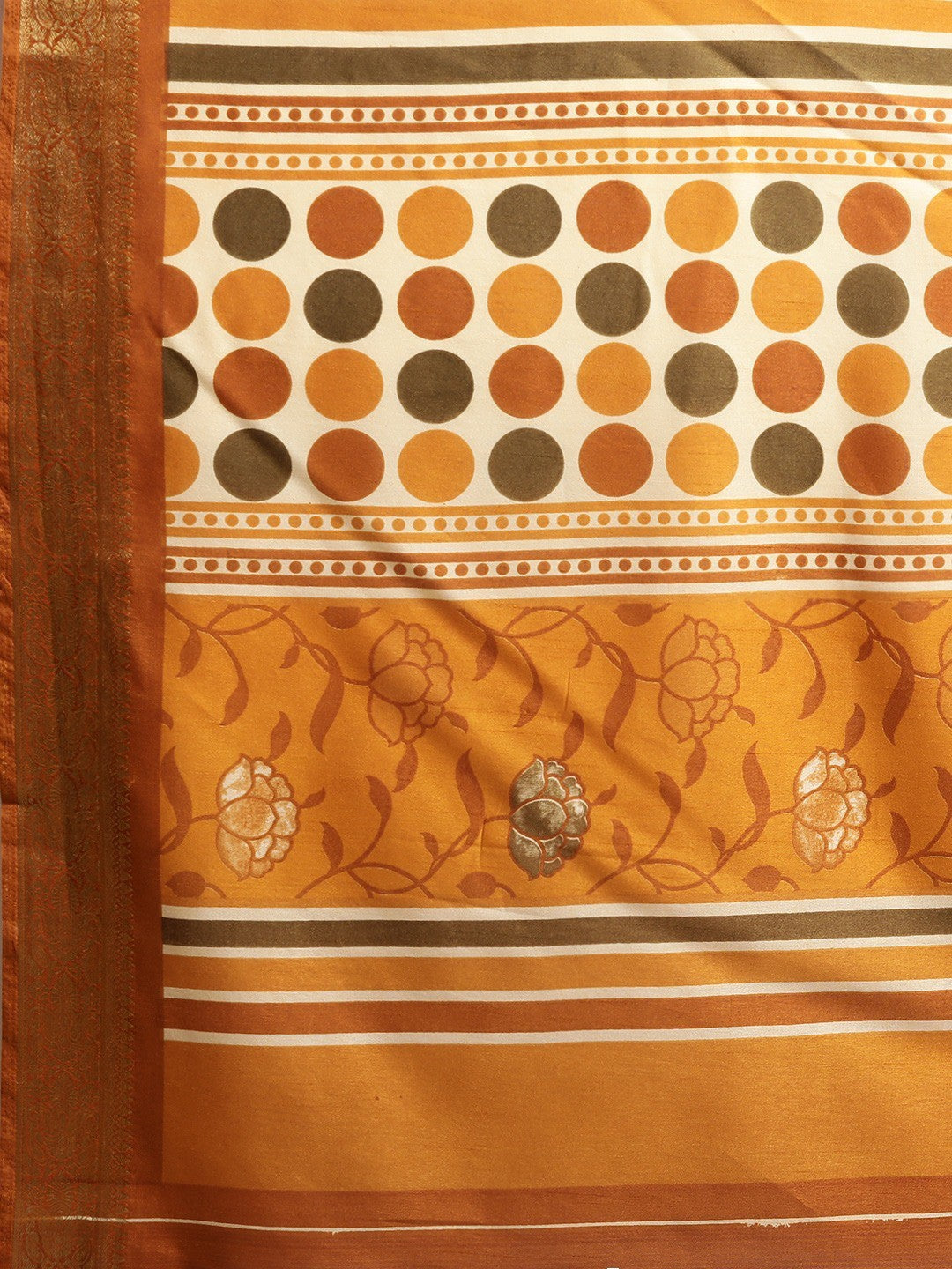 Women's Yellow Art Silk Printed Saree