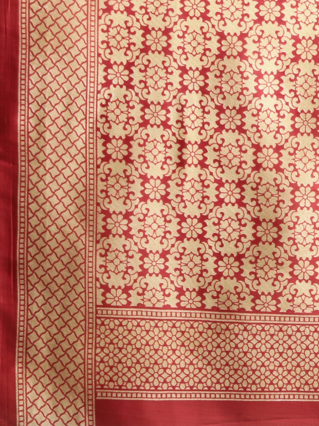 Women's Maroonâ Art Silk Printed Saree