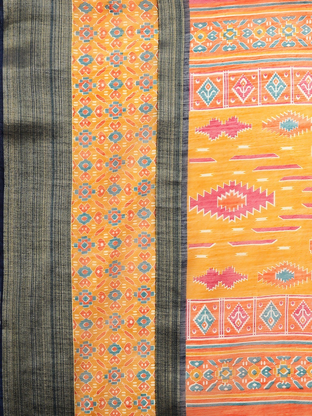 Women's Pink Art Silk Printed Saree
