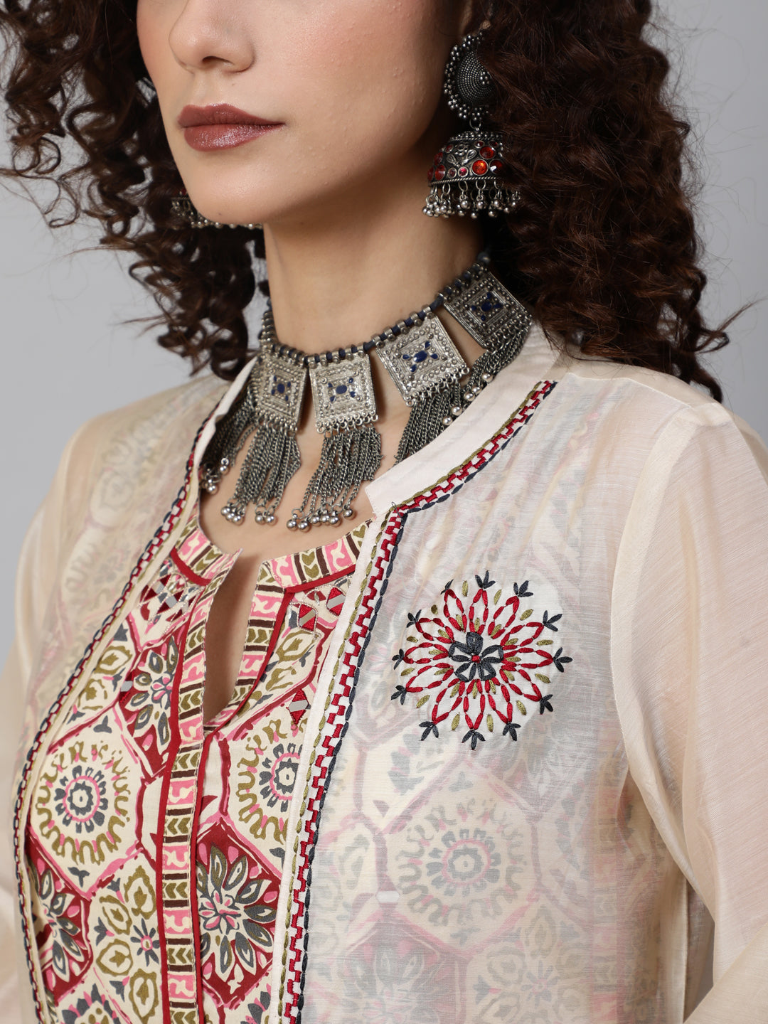 Women's Cream Floral Printed Lehenga Choli With Jacket