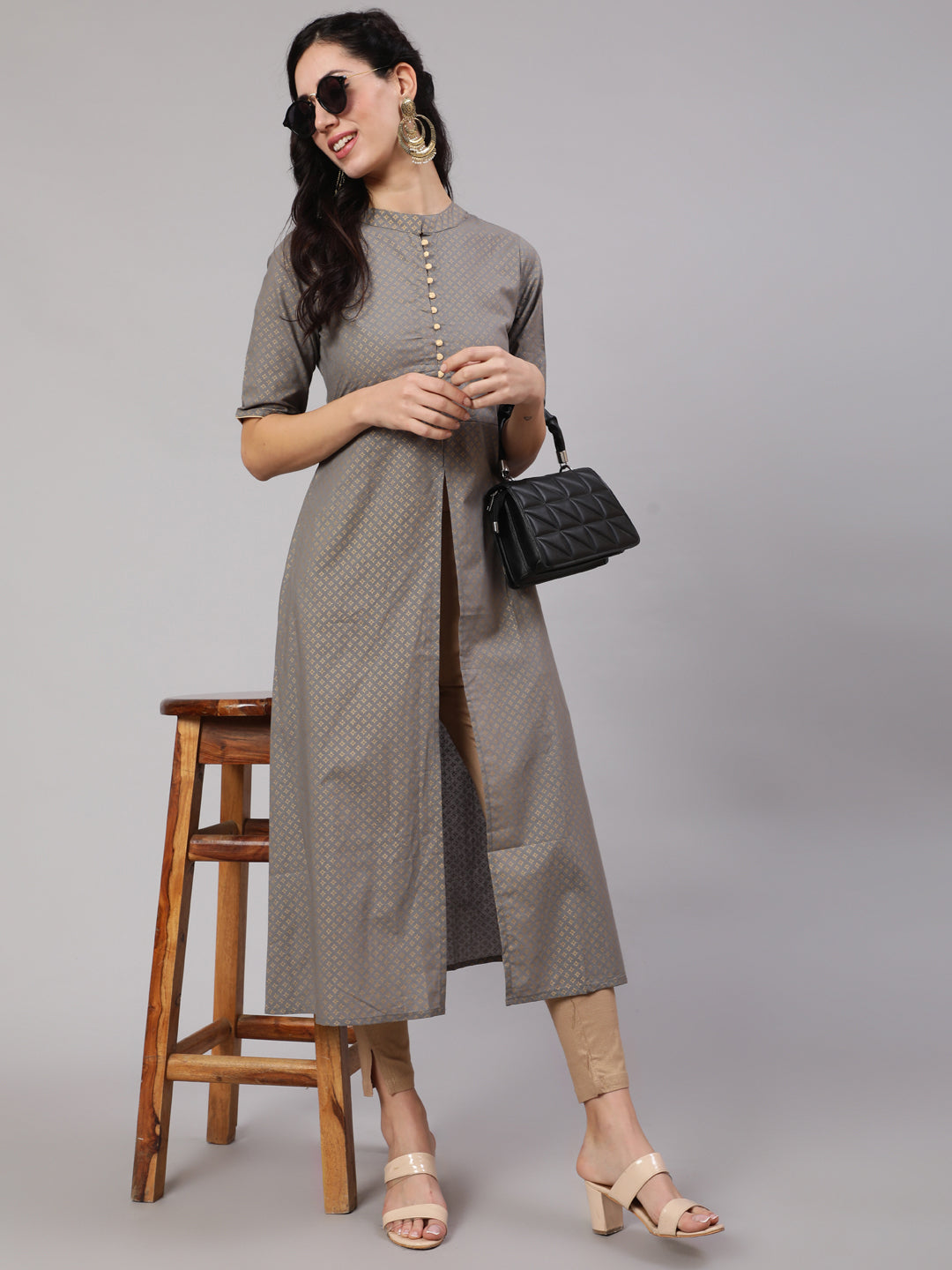 Color_Grey