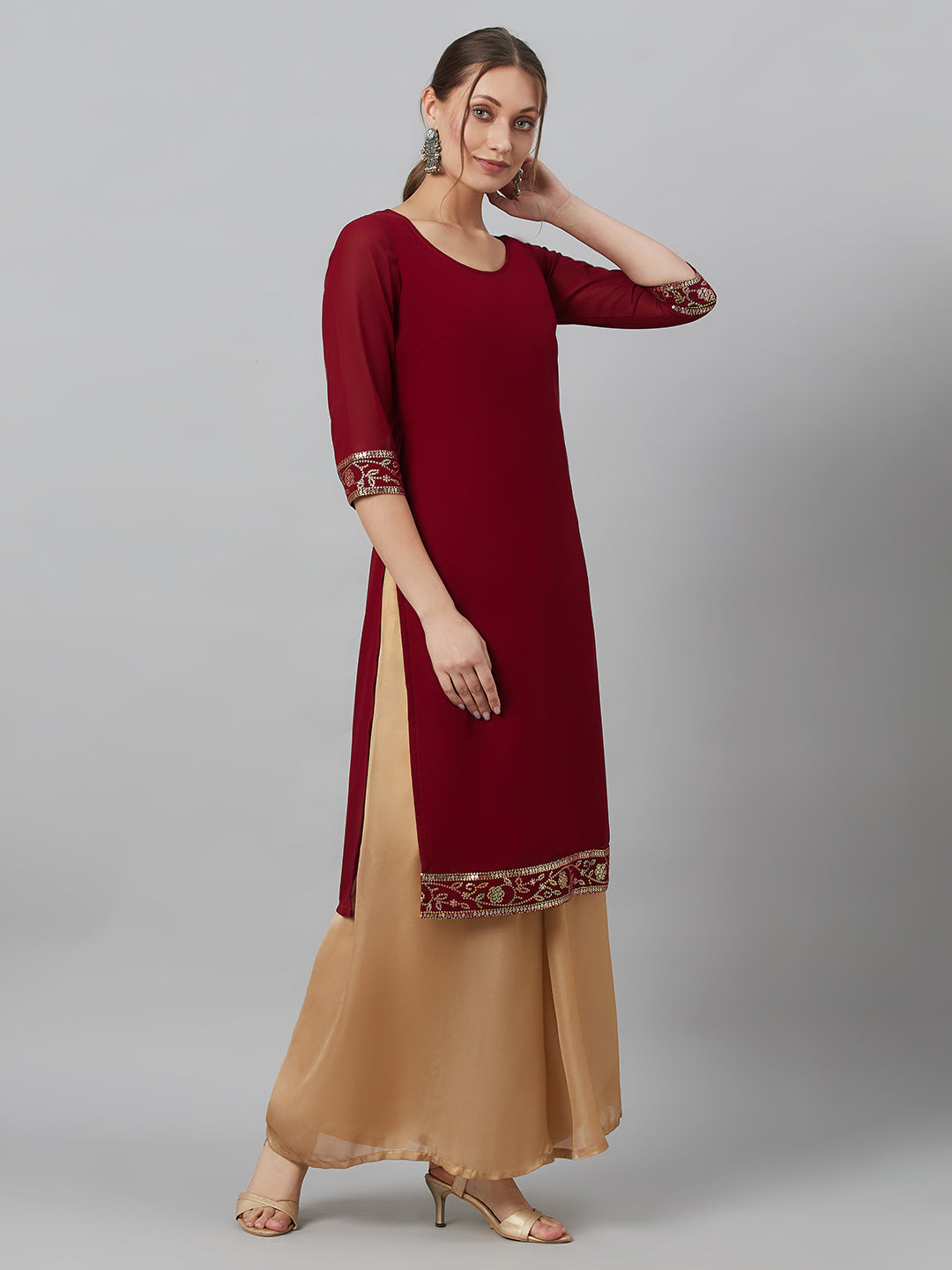 Women's Maroon Kurta With Border Details