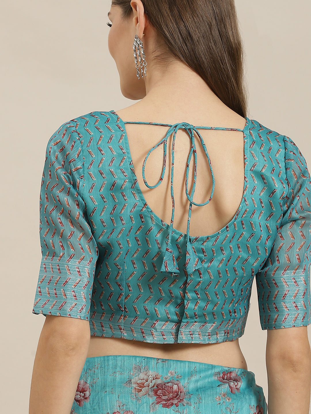 Women's Blue Floral Print Saree With Blouse Piece