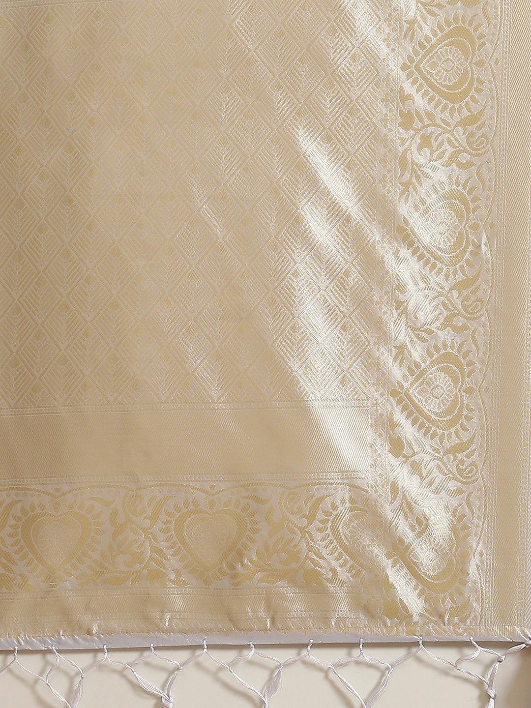 Women's Grey Floral Print Banarasi Jacquard Saree With Blouse Piece