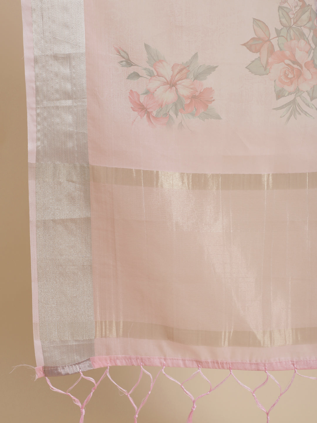 Women's Pink Floral Print Saree With Blouse Piece